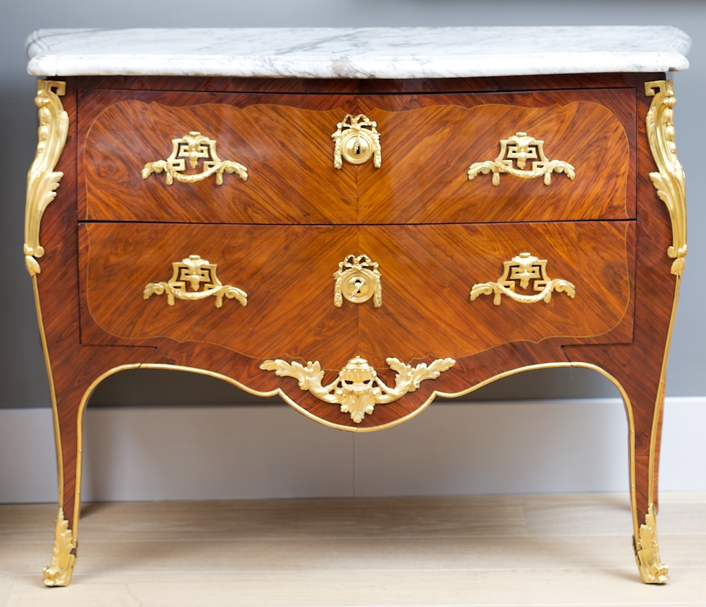 Significant Commode "Macret"