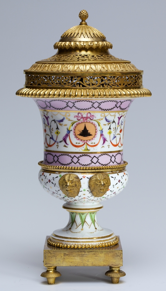 A Rare Pot-Pourri Vase with Bronze Gilding