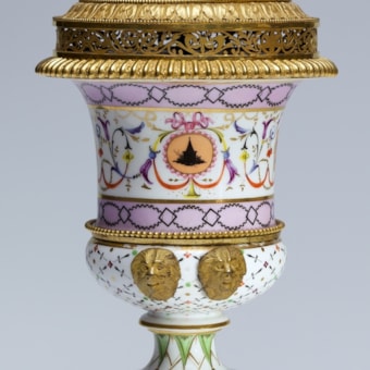 A Rare Pot-Pourri Vase with Bronze Gilding