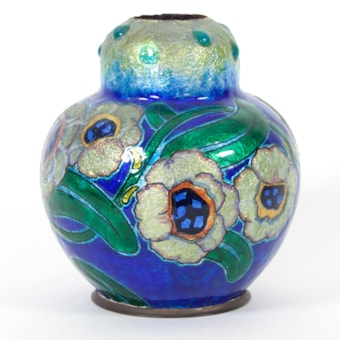 Yvonne Vase