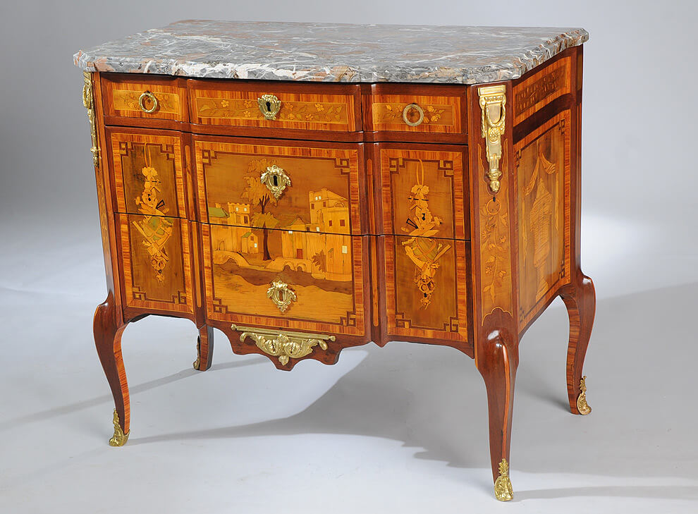 Gilbert Commode