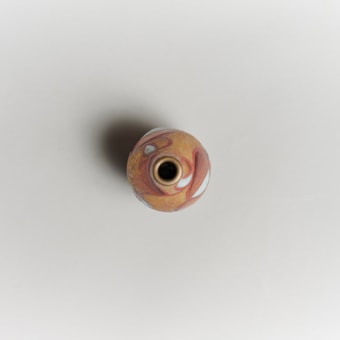 Thais Vase