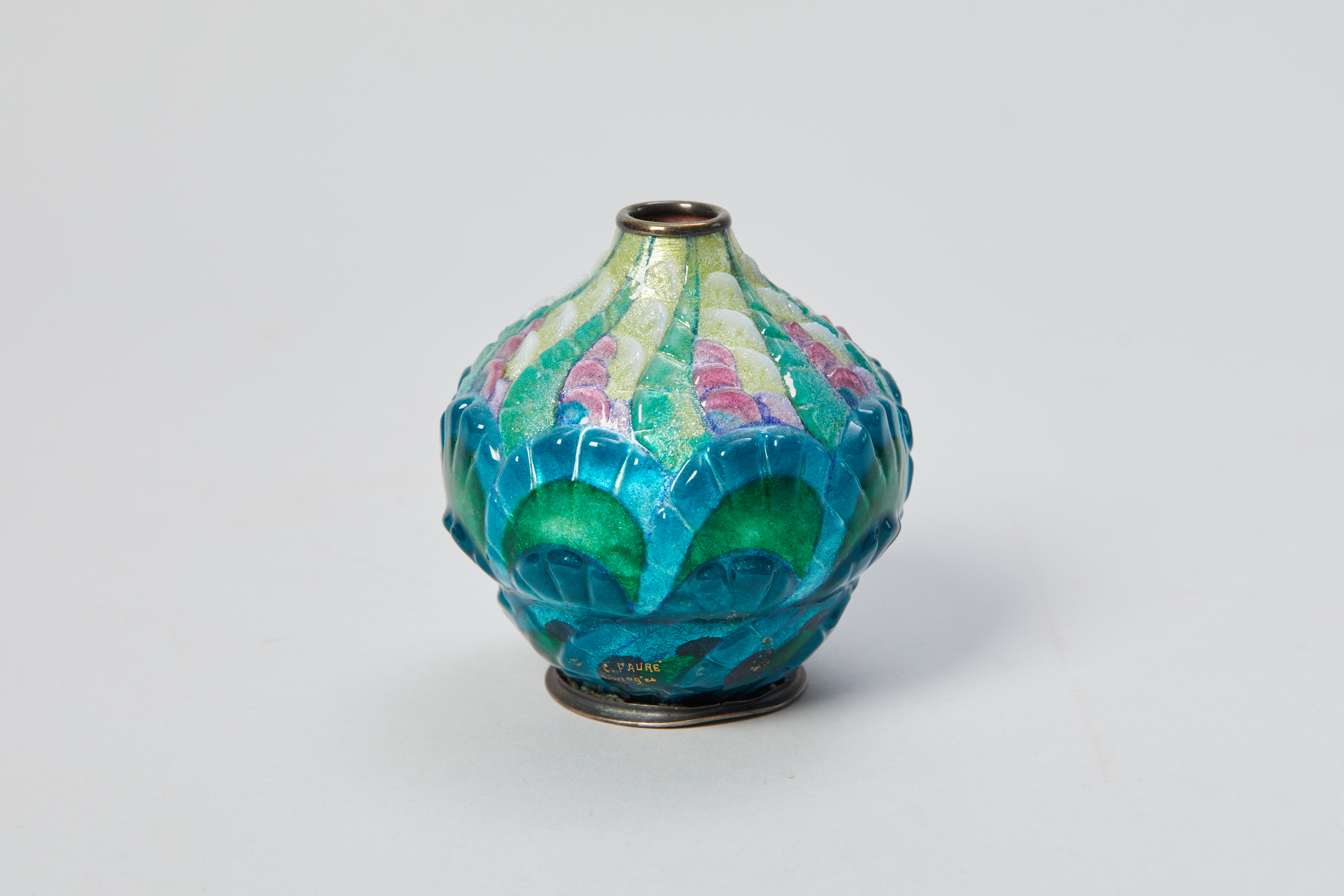 Ovoide Vase in Blaunuancen, rosa und weiß
Ring erneuert
