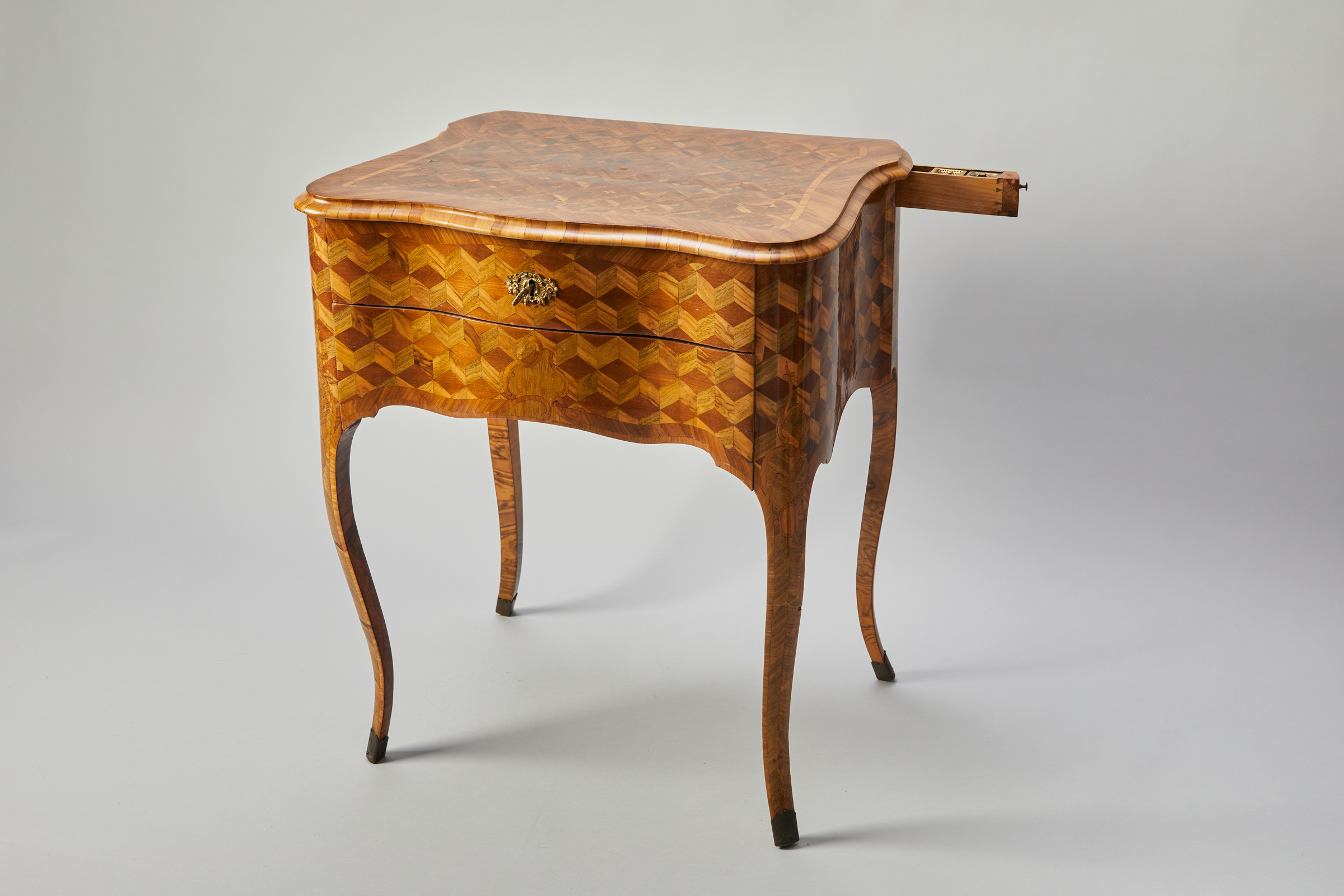 Commode de salon rare