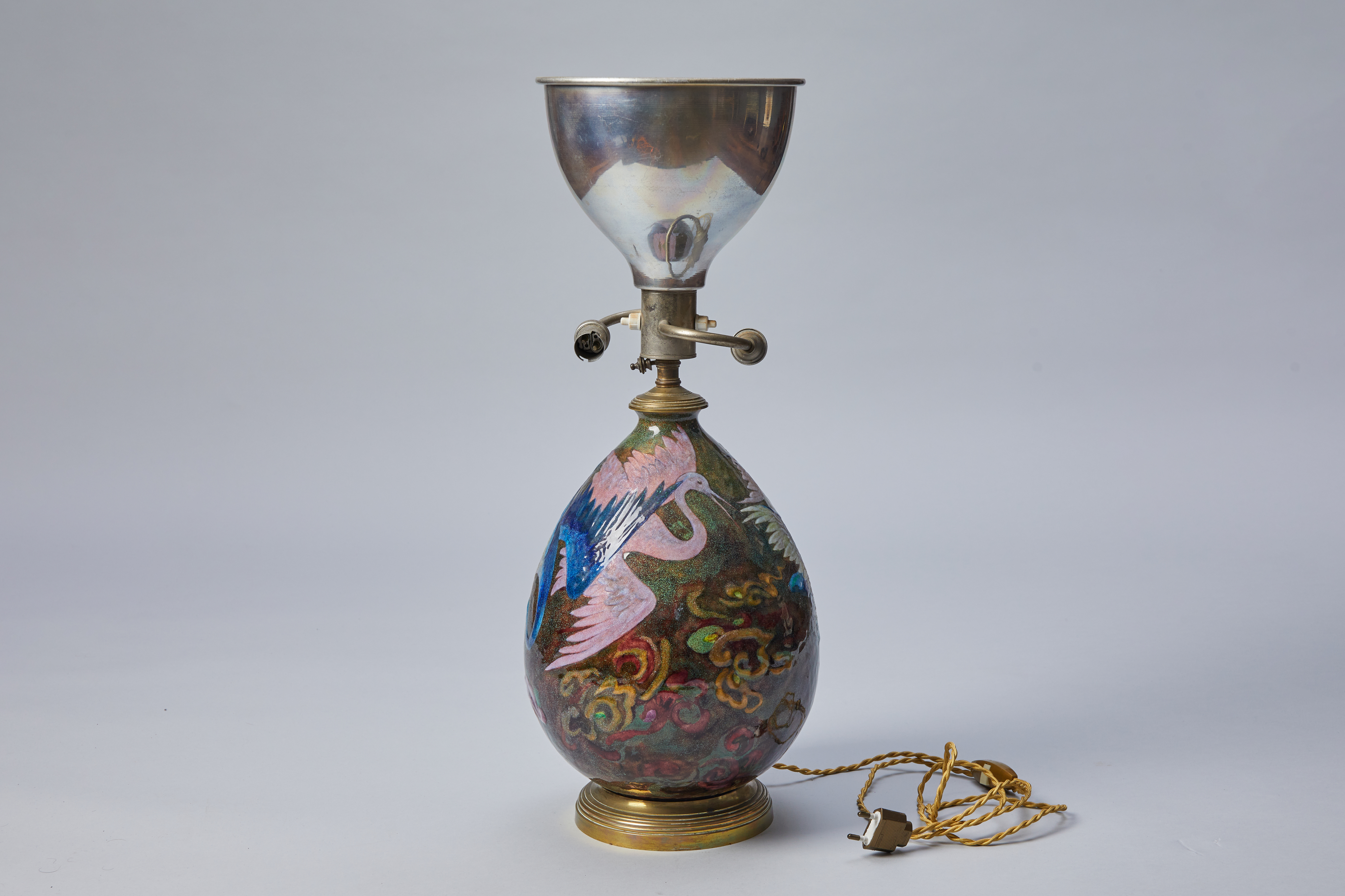 Lamp with decor of storks and fern