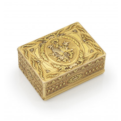 Snuff Box in three-tone gold